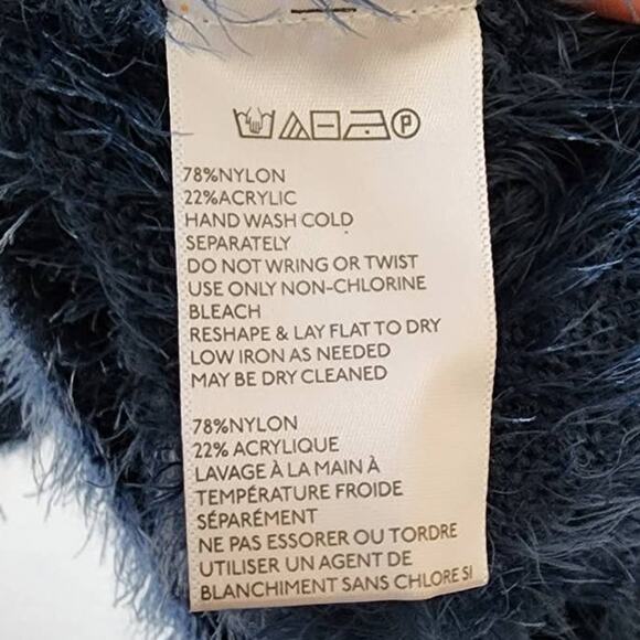 Urban Outfitters Oversized Fuzzy Eyelash V-Neck Knit Sweater - Picture 8 of 9